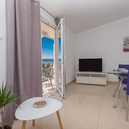 Apartments Nina M Baška Voda Dış mekan fotoğraf