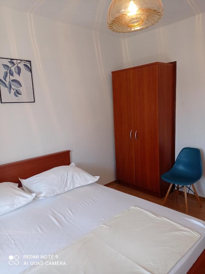 Apartments Nina M Baška Voda Dış mekan fotoğraf