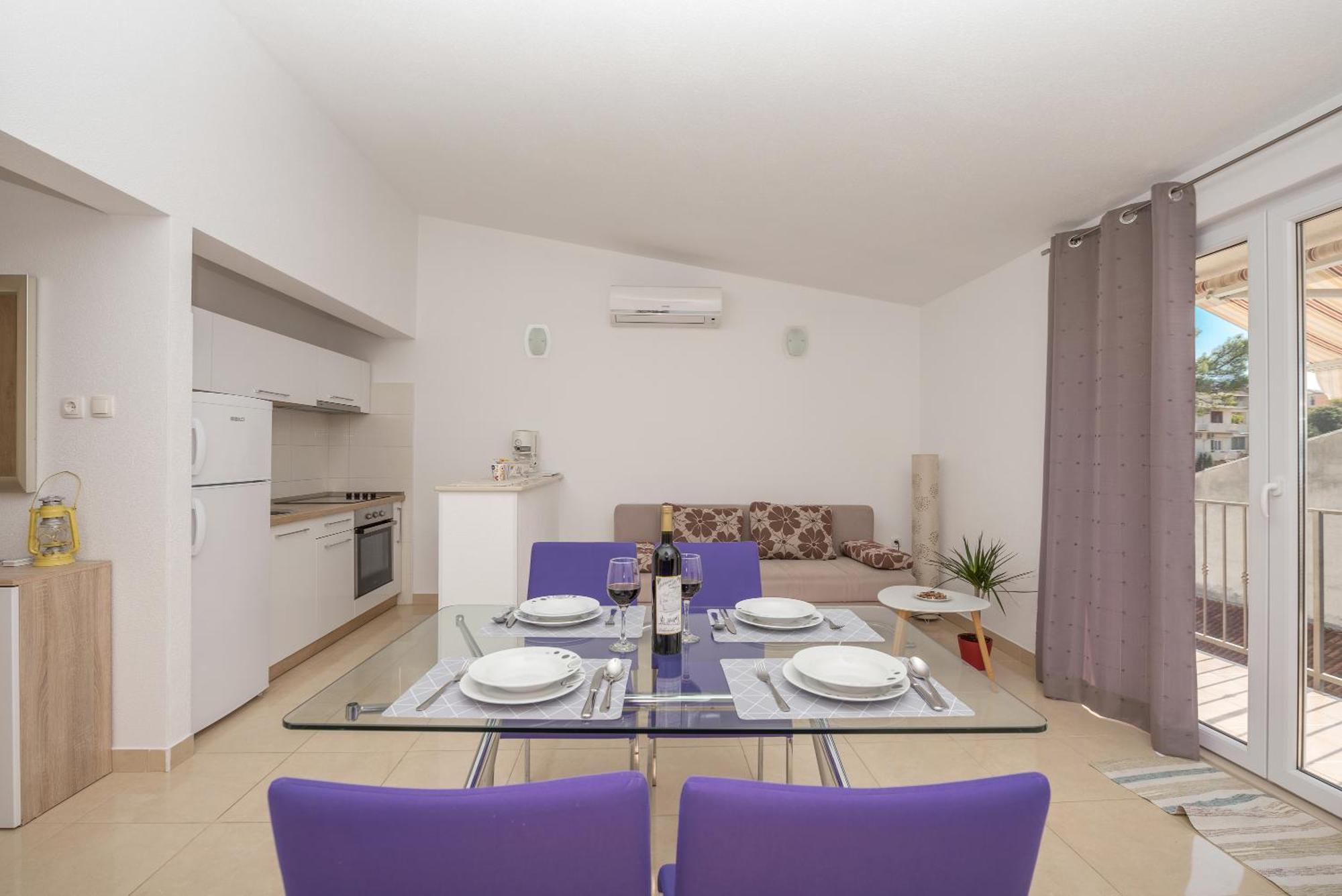 Apartments Nina M Baška Voda Dış mekan fotoğraf