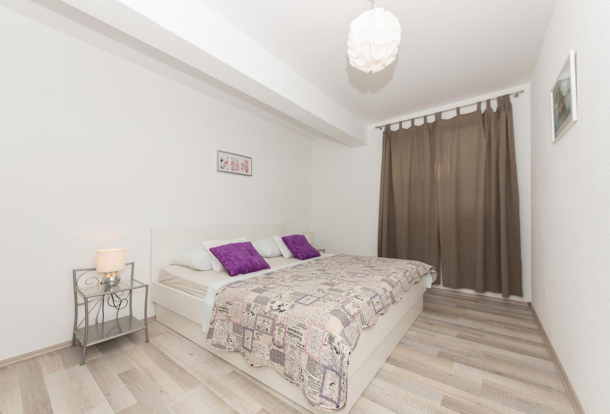 Apartments Nina M Baška Voda Dış mekan fotoğraf
