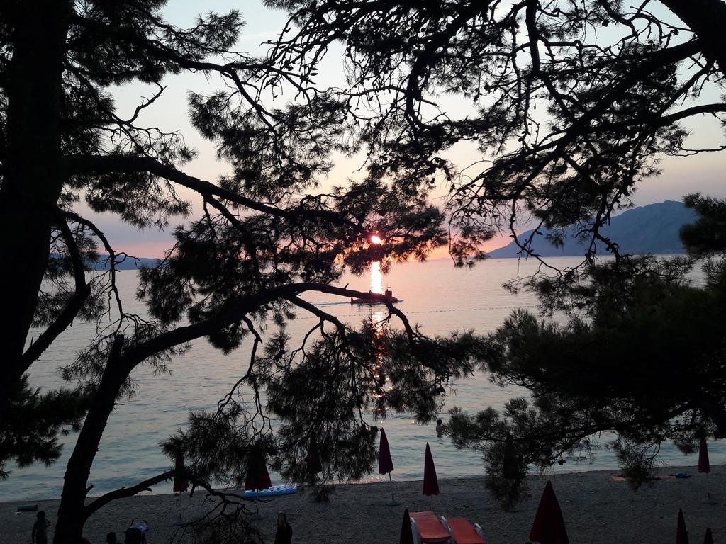 Apartments Nina M Baška Voda Dış mekan fotoğraf