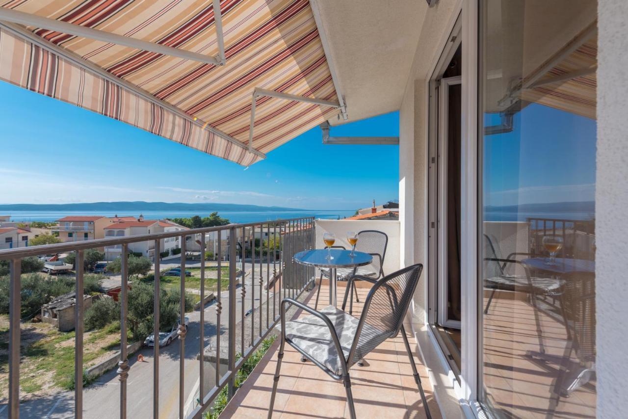 Apartments Nina M Baška Voda Dış mekan fotoğraf